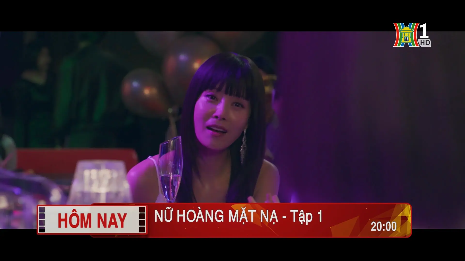 'Nữ hoàng mặt nạ' - Tập 1: Kinh hoàng